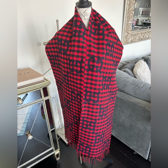 Gucci long diamondcheck scarf with logo Unisex - Picture 2 of 8